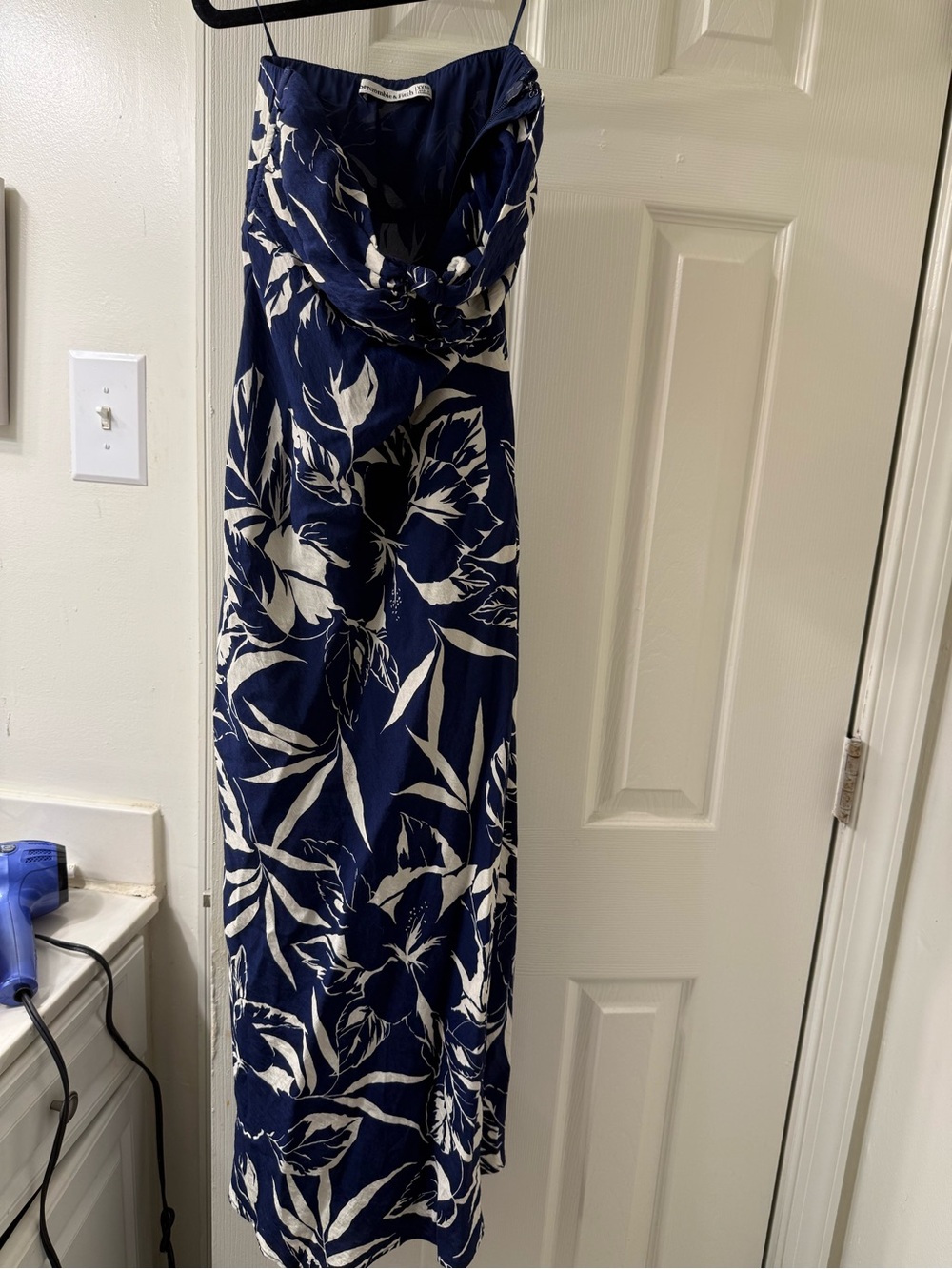 Abercrombie & Fitch Navy and White Floral Strapless Dress